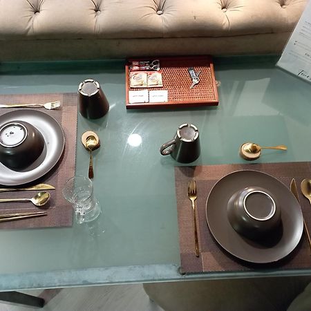 The Staycation - Serviced Rooms 马尼拉 外观 照片