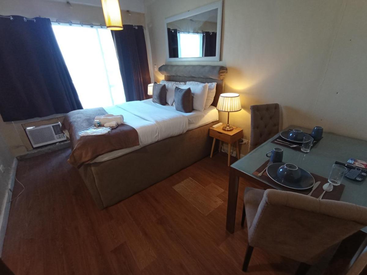 The Staycation - Serviced Rooms 马尼拉 外观 照片