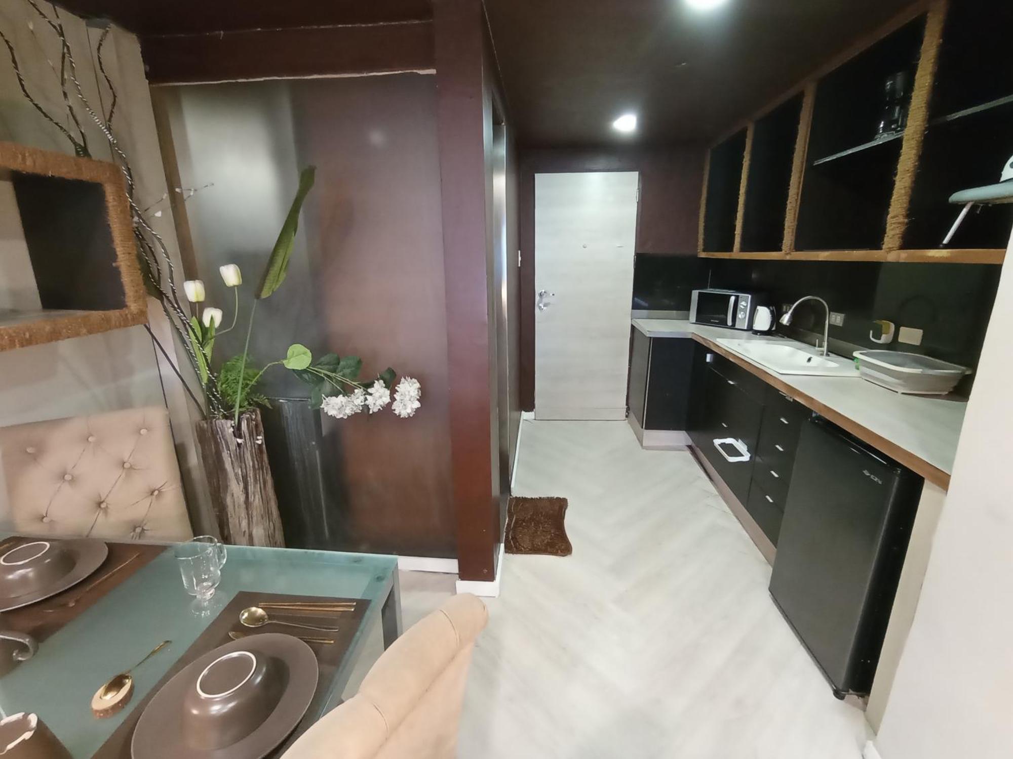 The Staycation - Serviced Rooms 马尼拉 外观 照片