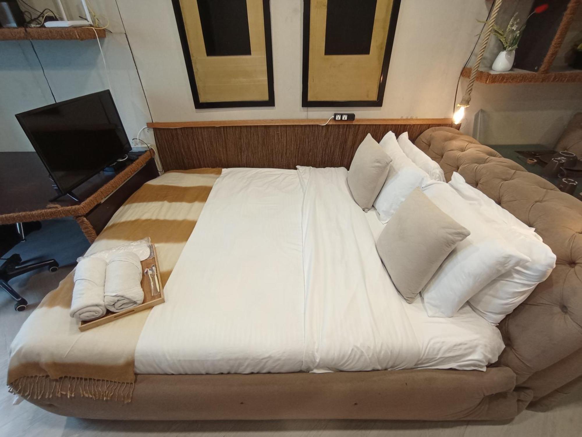 The Staycation - Serviced Rooms 马尼拉 外观 照片